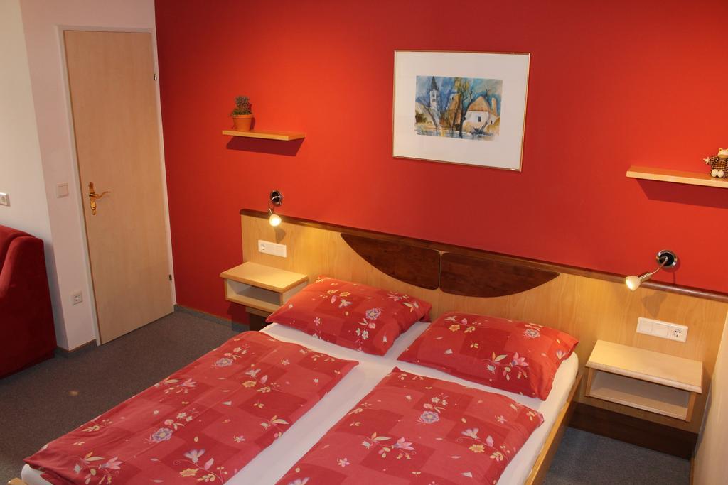 Gaestehaus Karassowitsch 루스트 외부 사진
