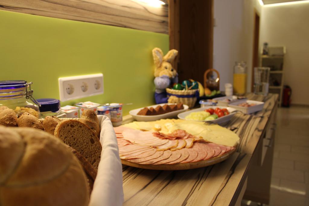 Gaestehaus Karassowitsch 루스트 외부 사진