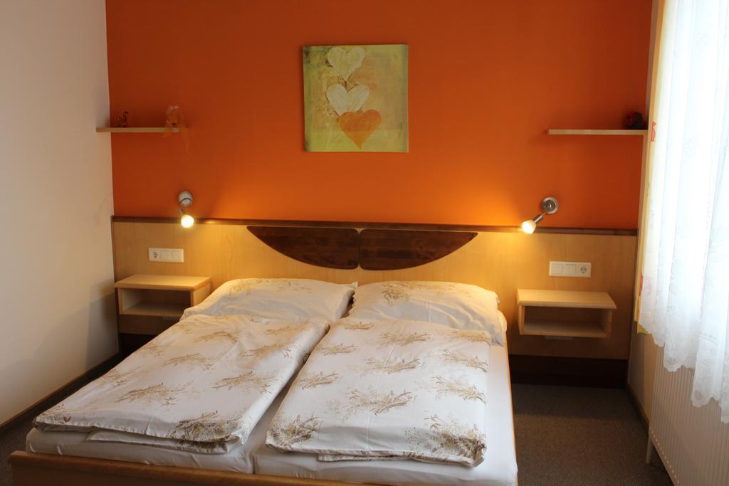 Gaestehaus Karassowitsch 루스트 외부 사진