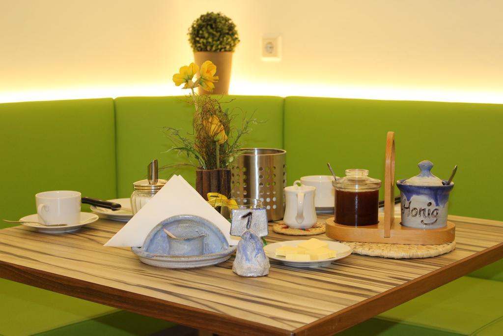 Gaestehaus Karassowitsch 루스트 외부 사진