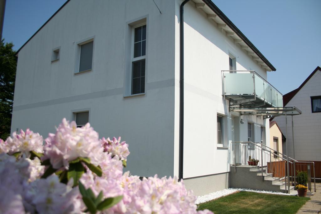 Gaestehaus Karassowitsch 루스트 외부 사진